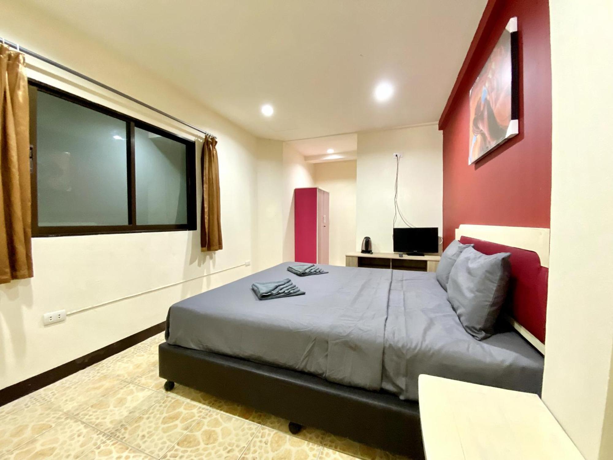 Patong Adventure Hostel 외부 사진