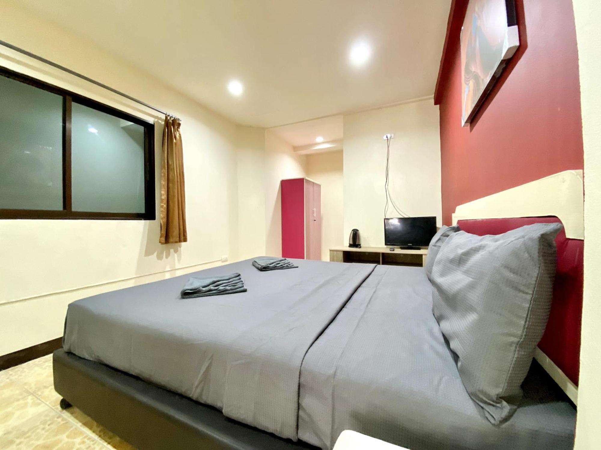 Patong Adventure Hostel 외부 사진