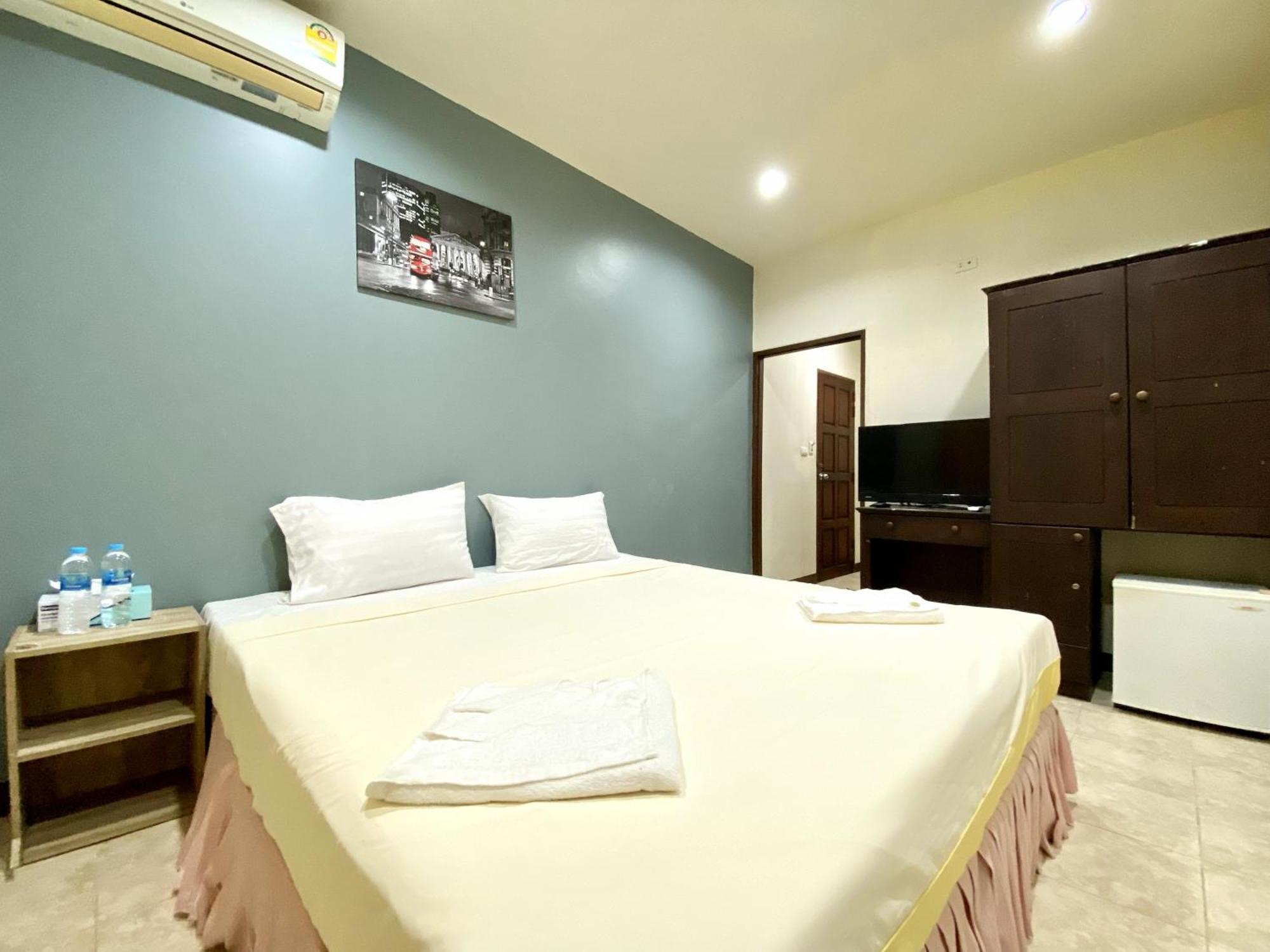 Patong Adventure Hostel 외부 사진